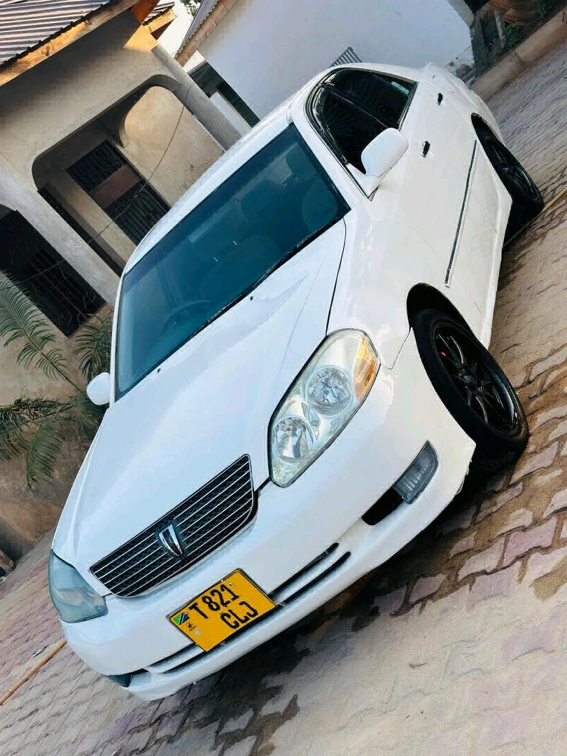 Toyota Mark II Grand GX 110 Sedan thumbnail 3