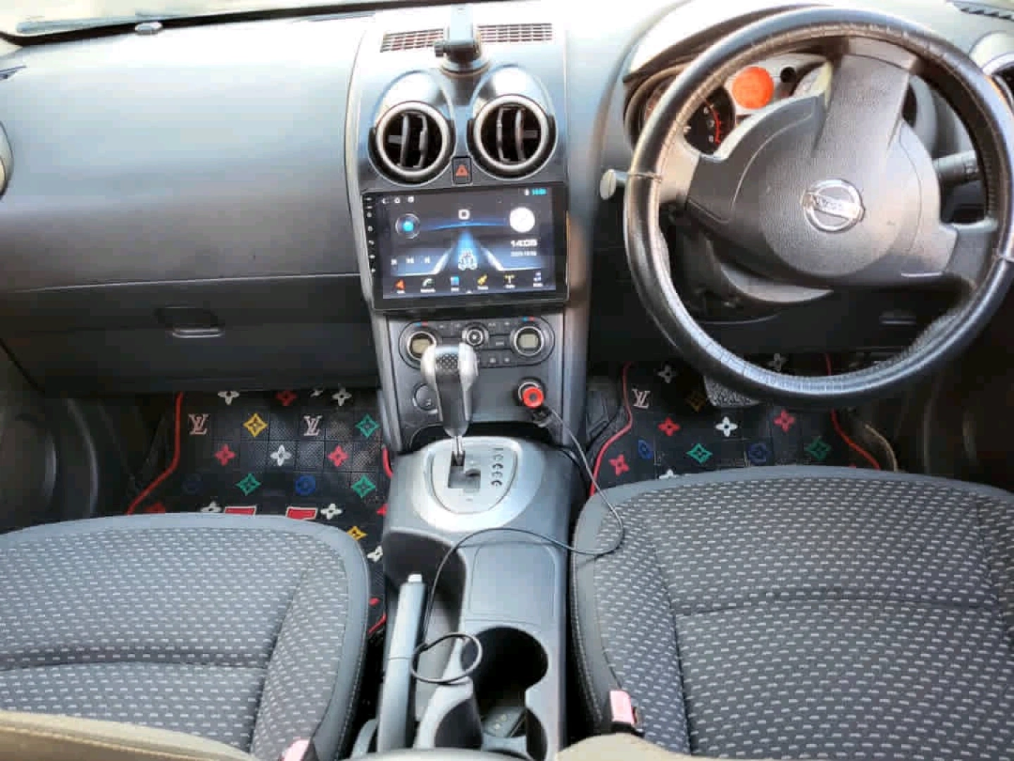 Nissan Dualis (Qashqai) 2007 Silver SUV thumbnail 5