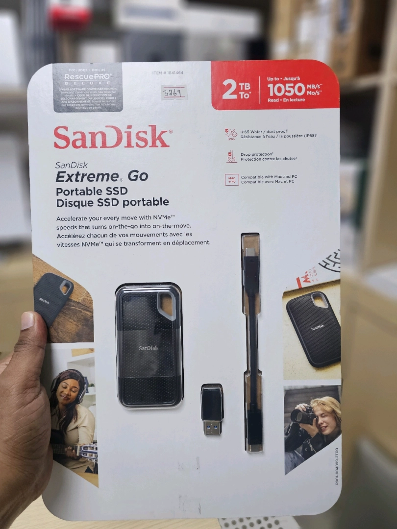 SanDisk Extreme Portable SSD 2TB External Drive thumbnail 2