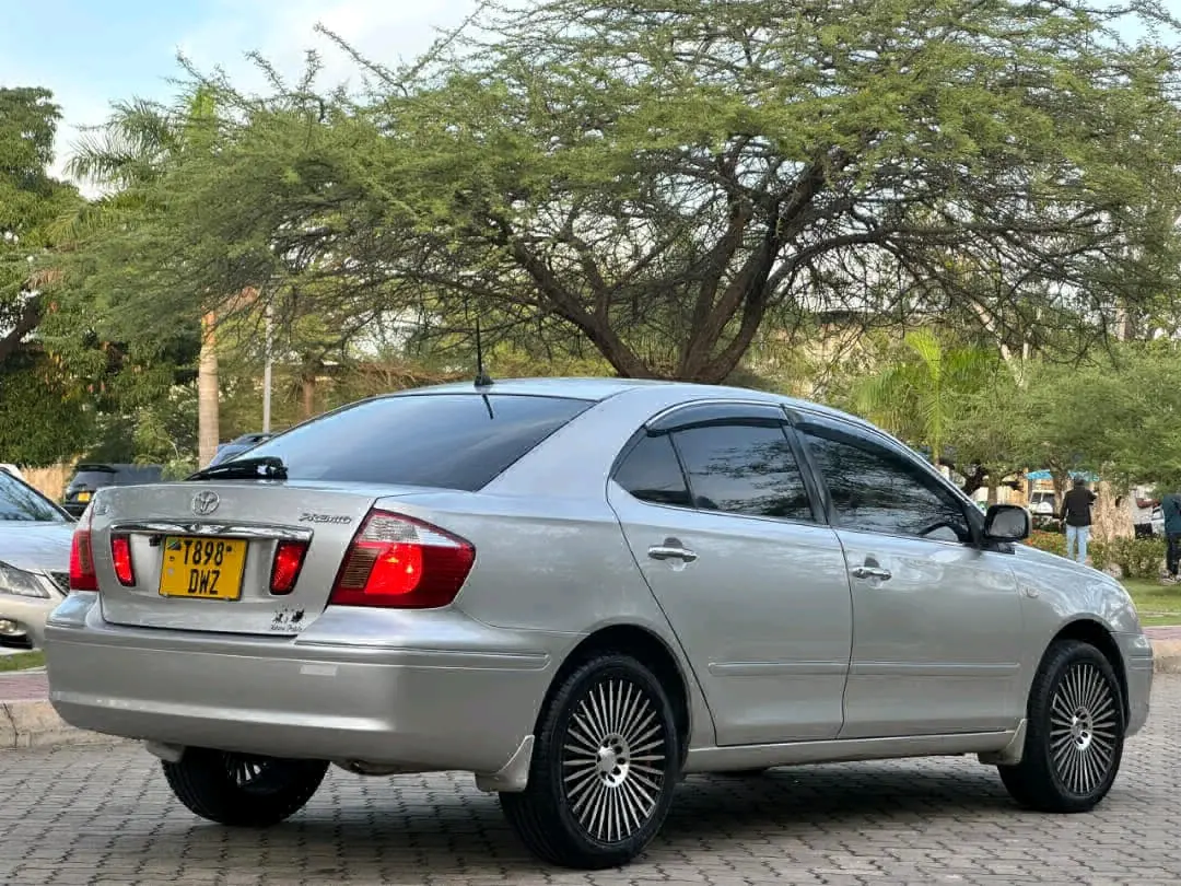 Toyota Premio X 2005 Silver thumbnail 2