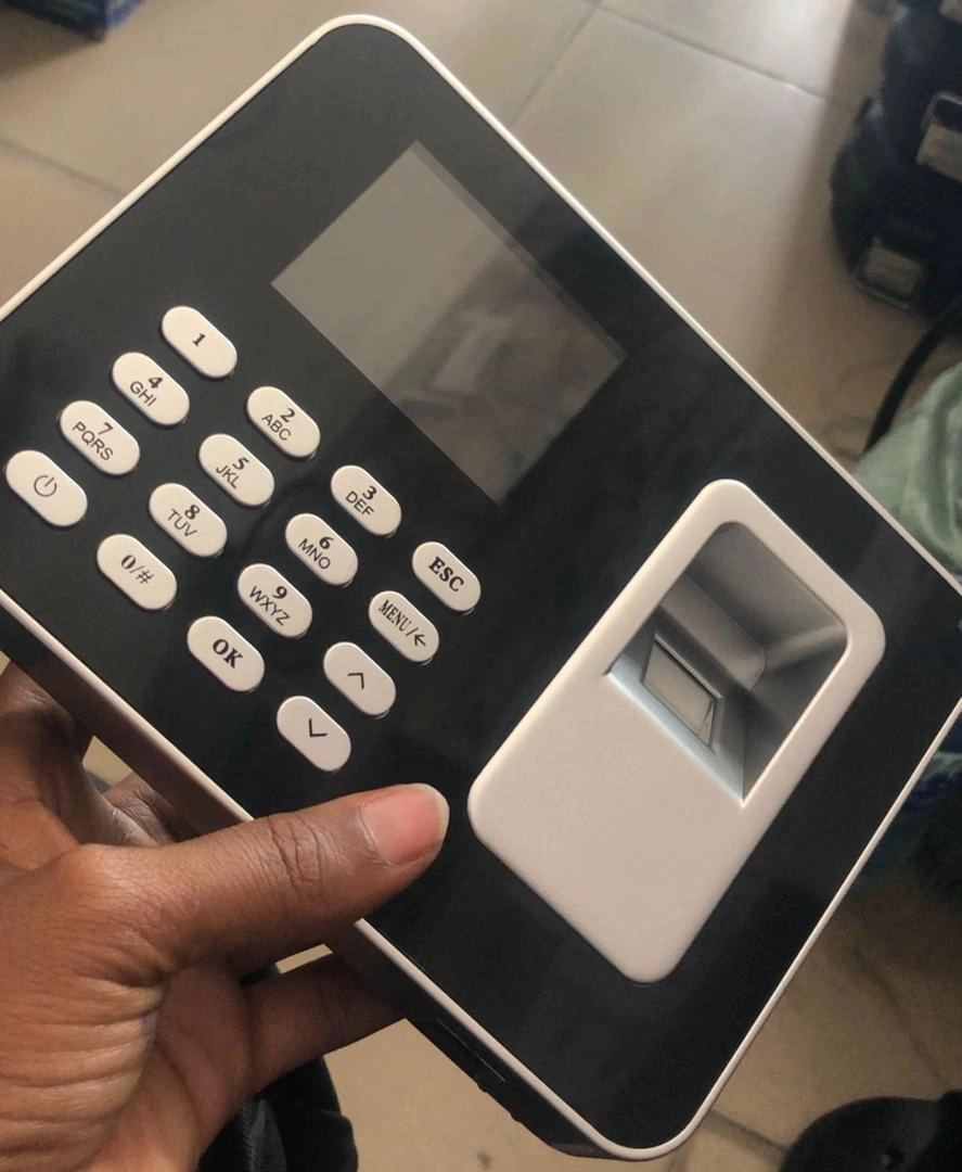 Biometric Time and Attendance System with LAN
