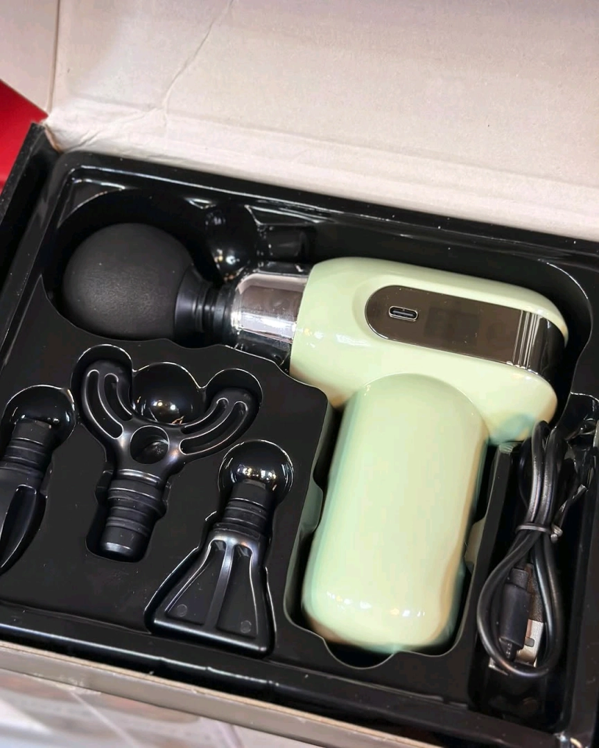 CY-010 Cordless Rechargeable Compact Power Massager Gun thumbnail 2