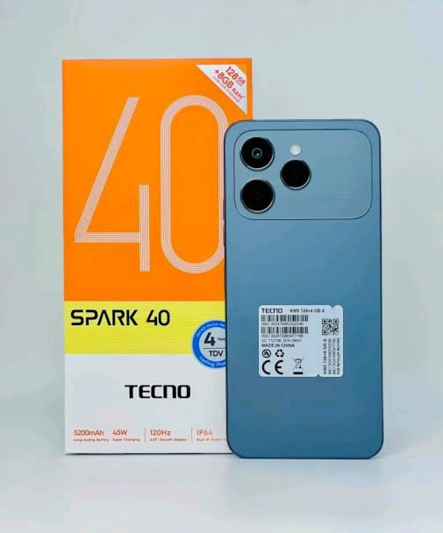Blue Tecno Spark 40 (8GB RAM, 128GB) Full Box
