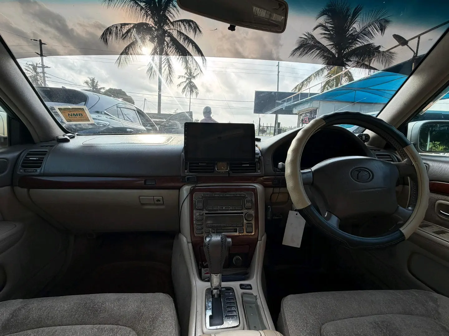 Used Toyota Progres Sedan thumbnail 8