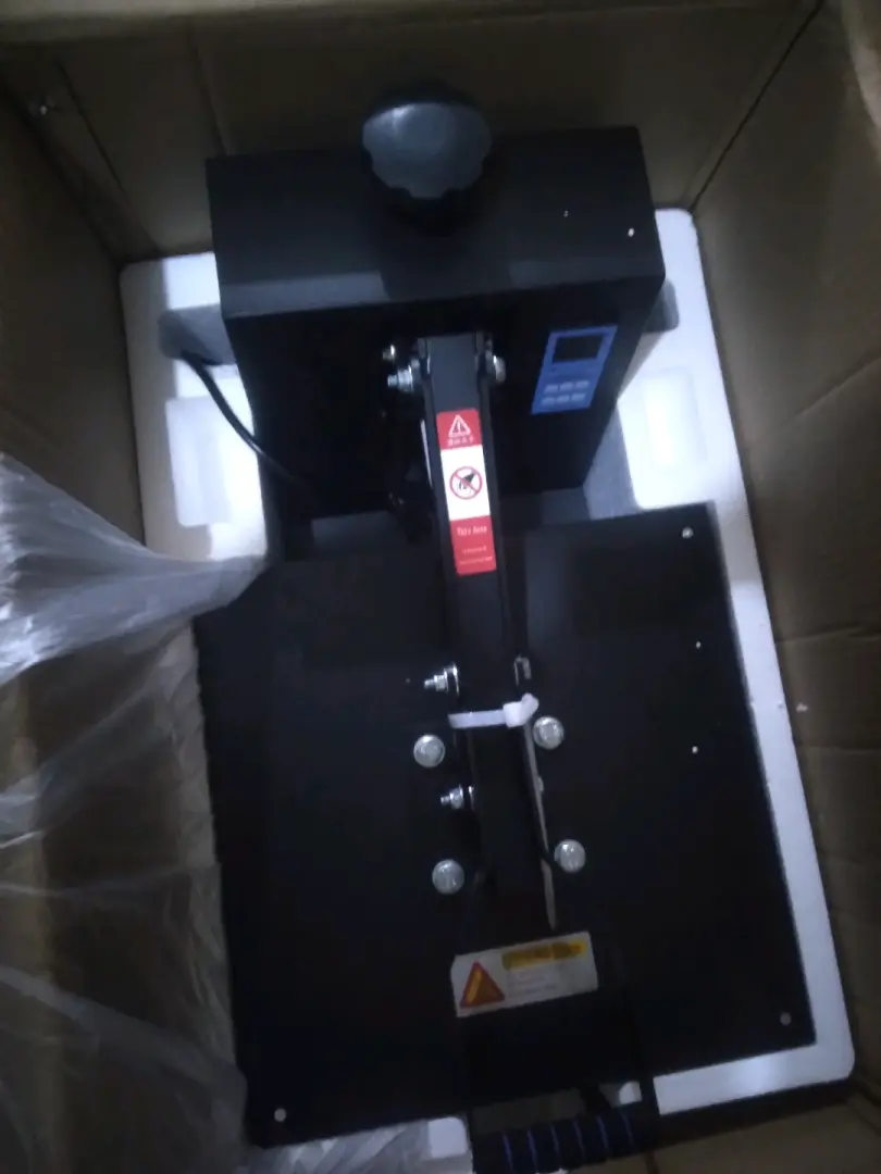 Heat Press Machine for Caps, T-shirts, Hoodies thumbnail 3