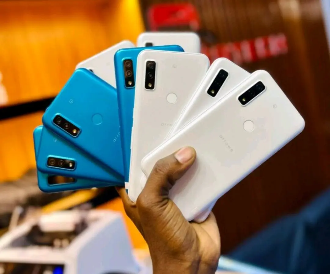 Fujitsu Arrows We (4GB/64GB)