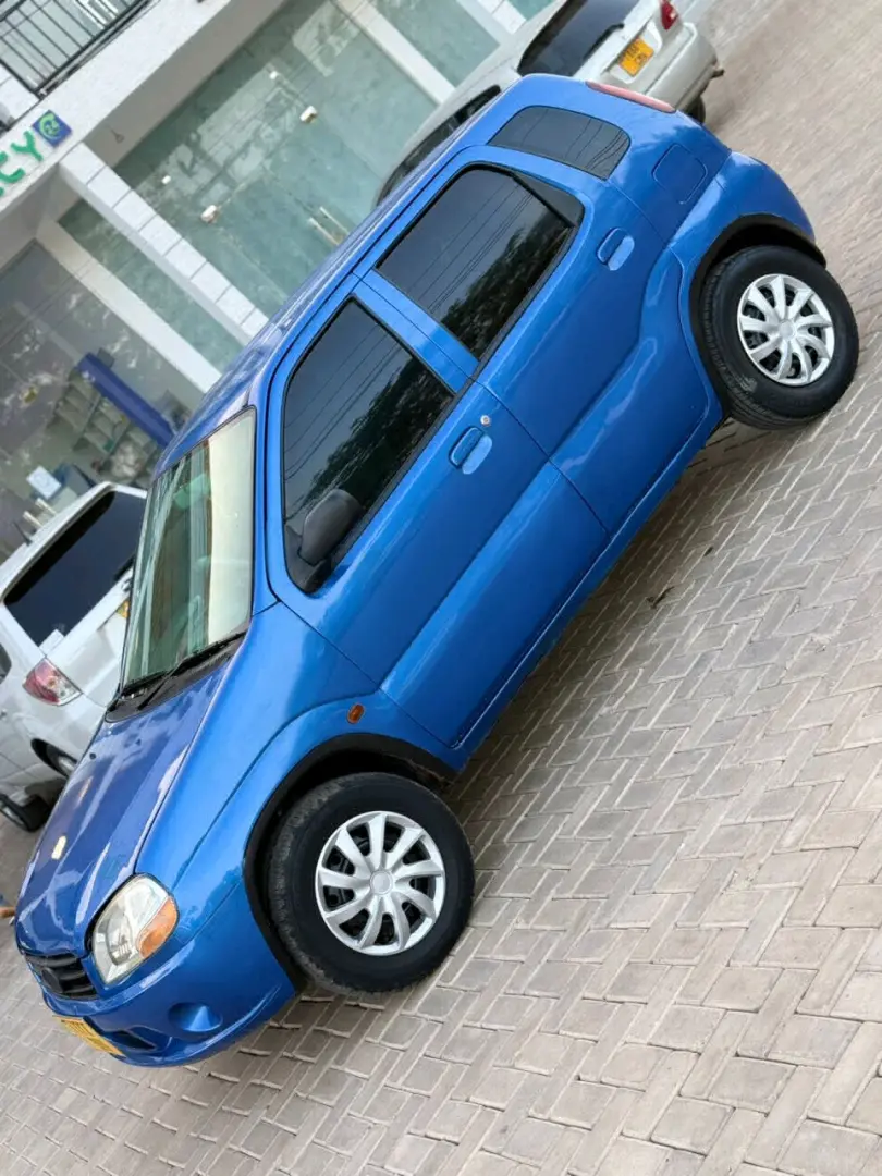 Suzuki Swift Blue 1290cc for Sale thumbnail 5