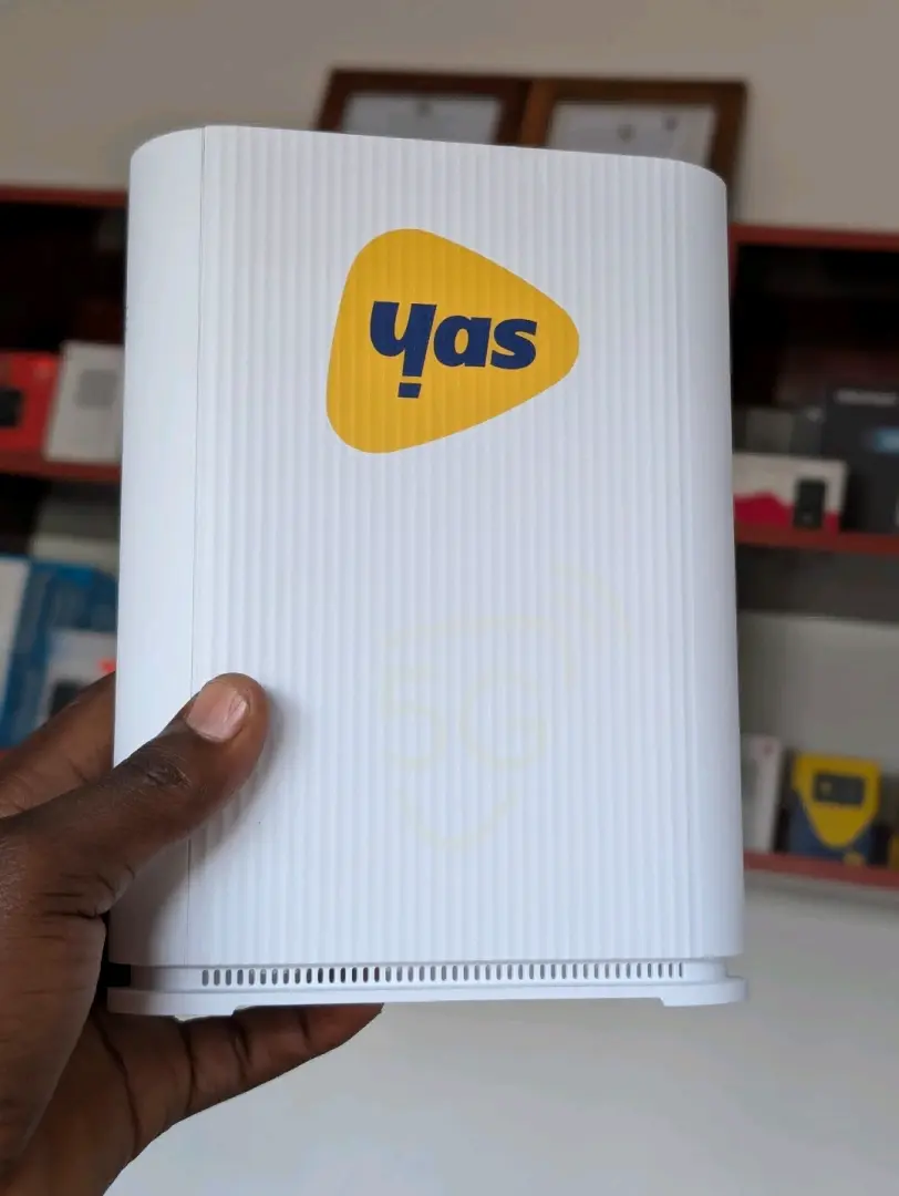YAS Smart Connect 5G Router (ZTE G5TS)