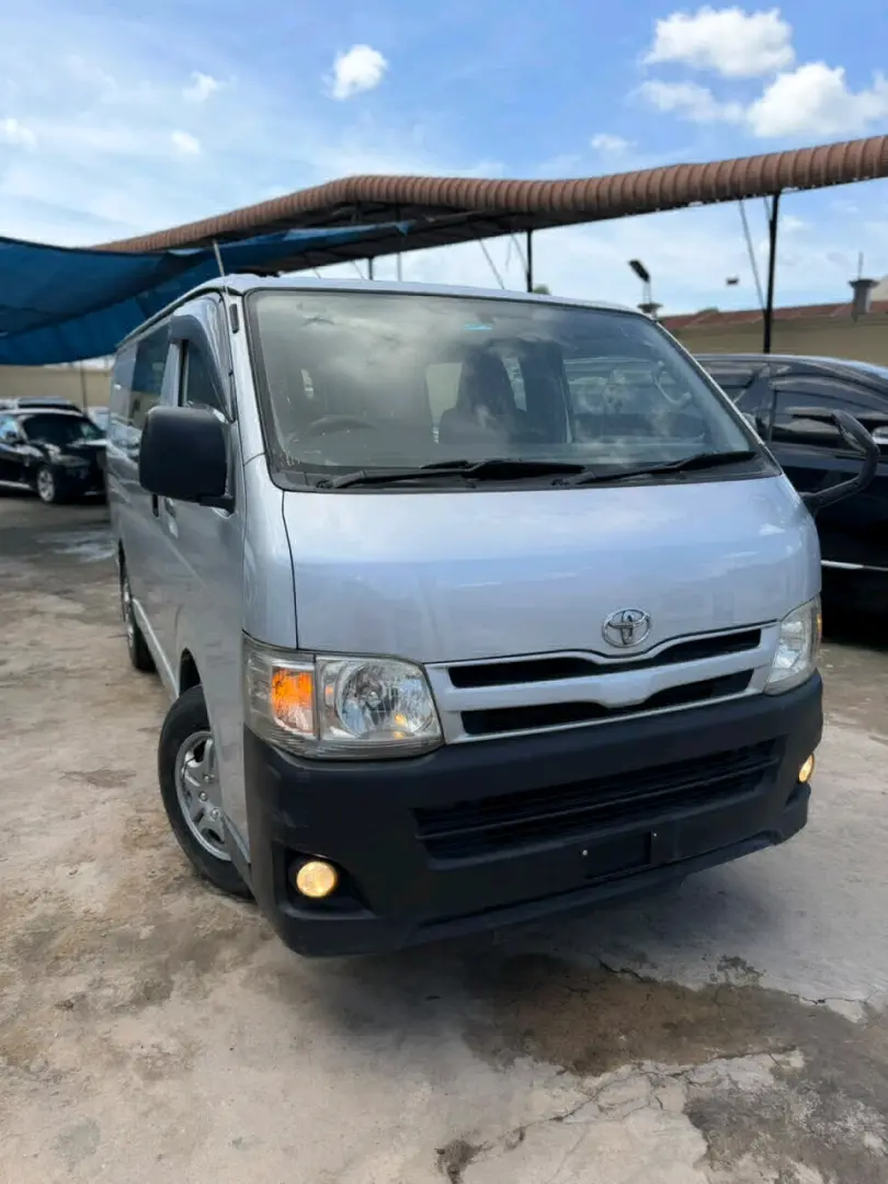 2011 Toyota Hiace Van Long Super GL