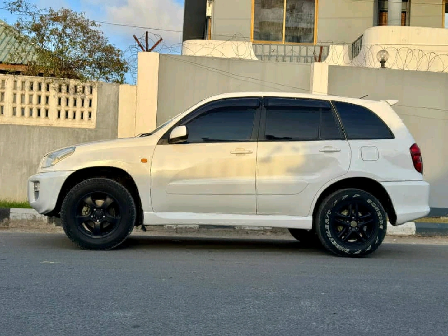 Toyota RAV4 2002, CC 2360, Full AC thumbnail 5