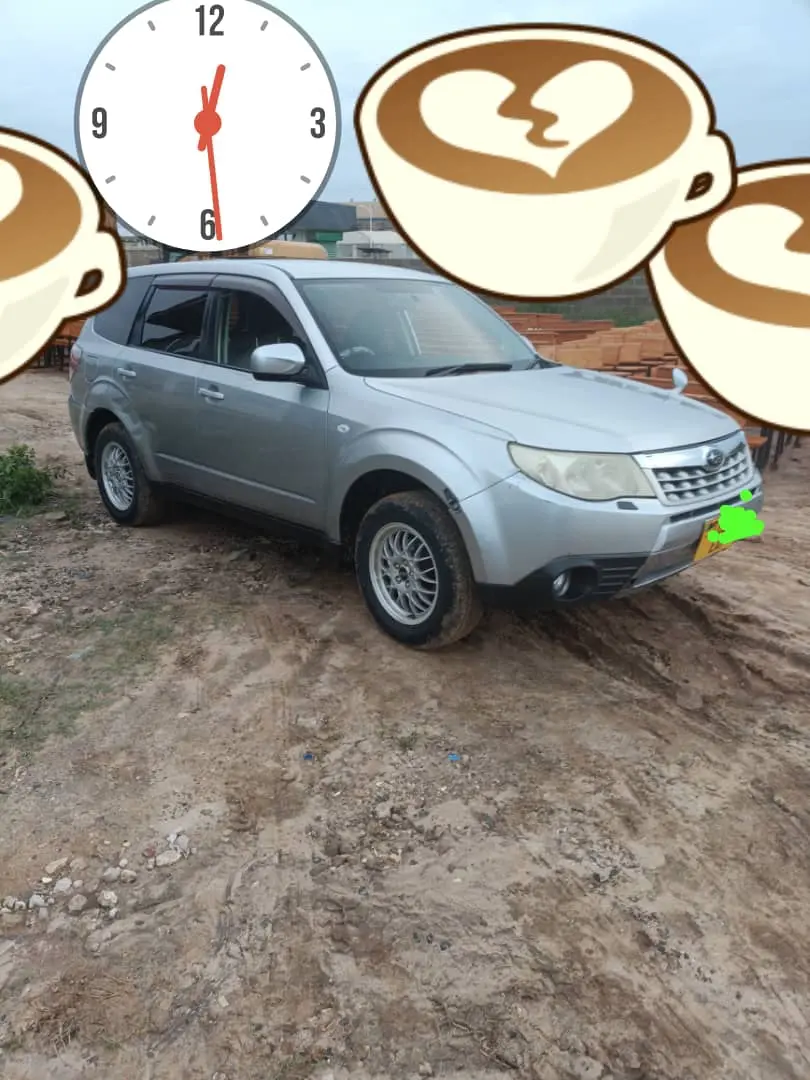 Subaru Forester Silver 17M Manual thumbnail 5