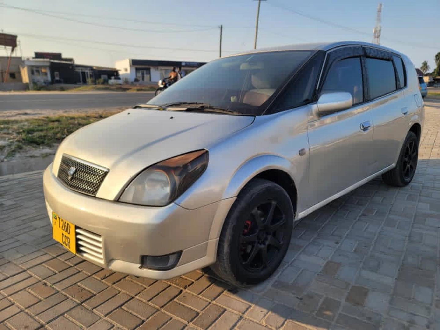 Toyota Opa Silver Minivan for Sale