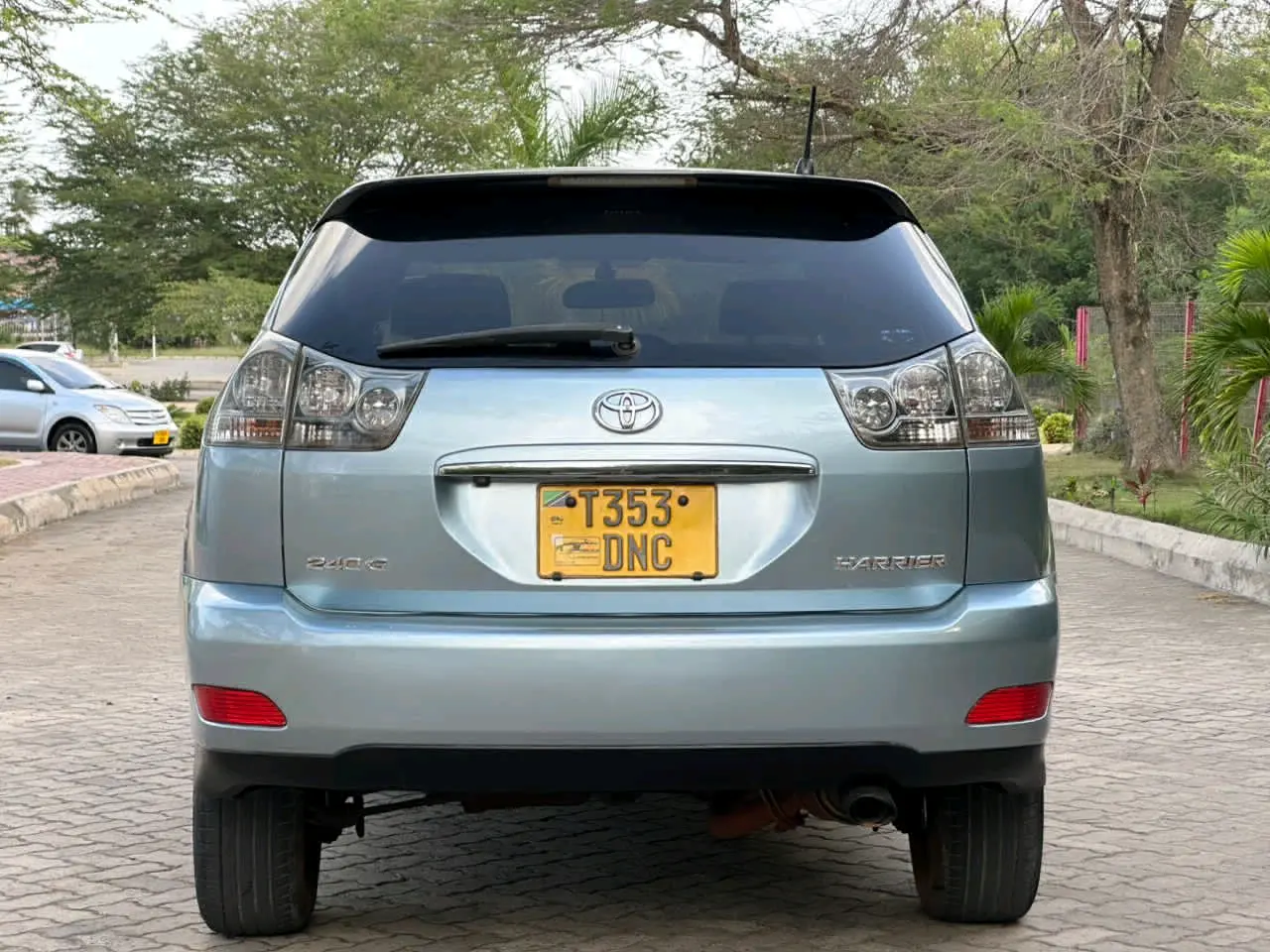 2007 Toyota Harrier SUV (Light Blue) thumbnail 7