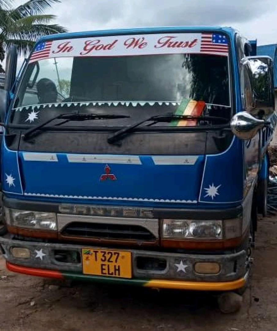 Used Mitsubishi Canter Tipper Truck T327 ELH thumbnail 4