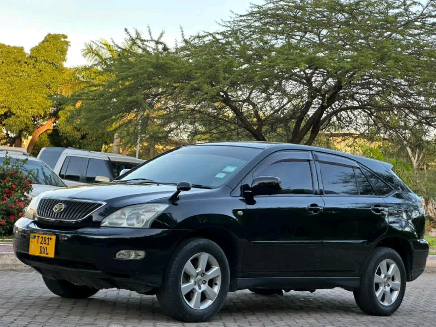 Toyota Harrier SUV 2006 New Reg DXL thumbnail 3