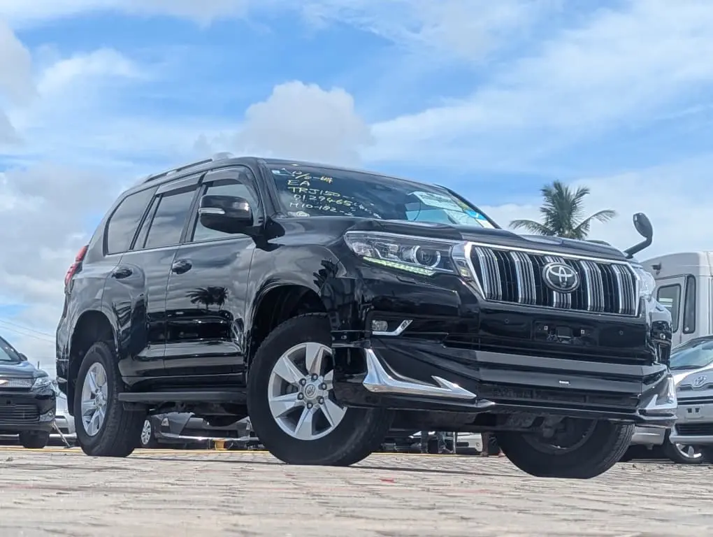 Toyota Land Cruiser Prado 2022 thumbnail 3