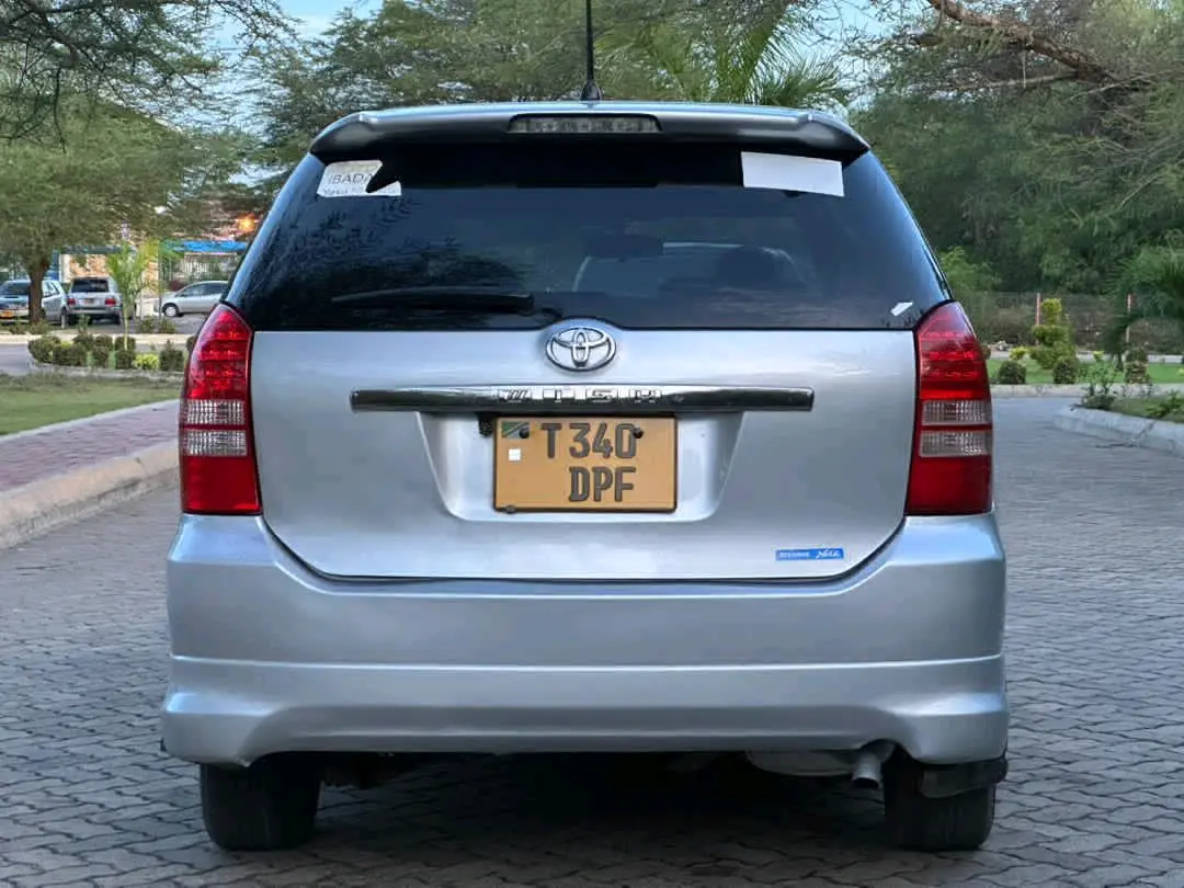 Toyota Wish 2005 Silver 1ZZ Engine thumbnail 2