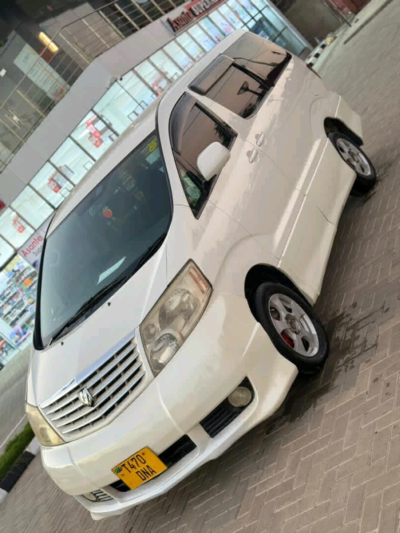 Toyota Alphard 2004 Minivan T470 DNA thumbnail 2