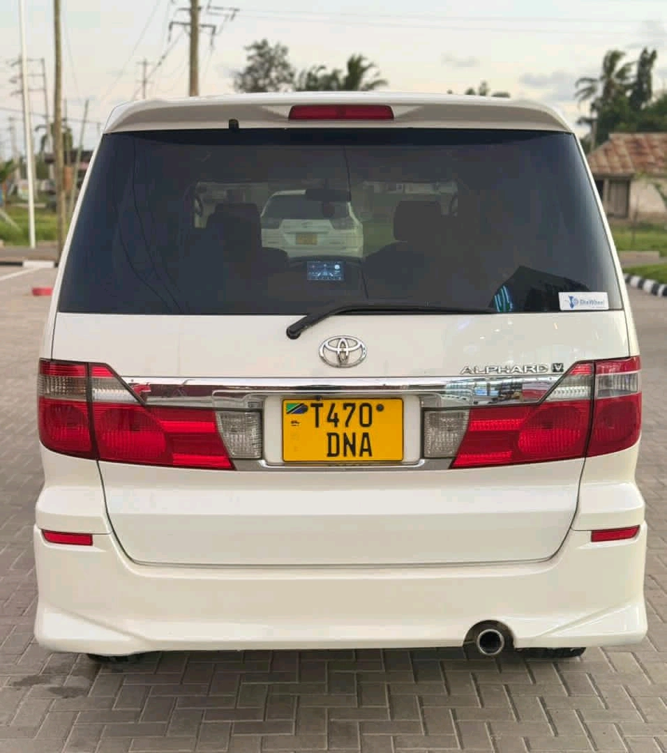 Toyota Alphard 2004 Minivan T470 DNA thumbnail 3