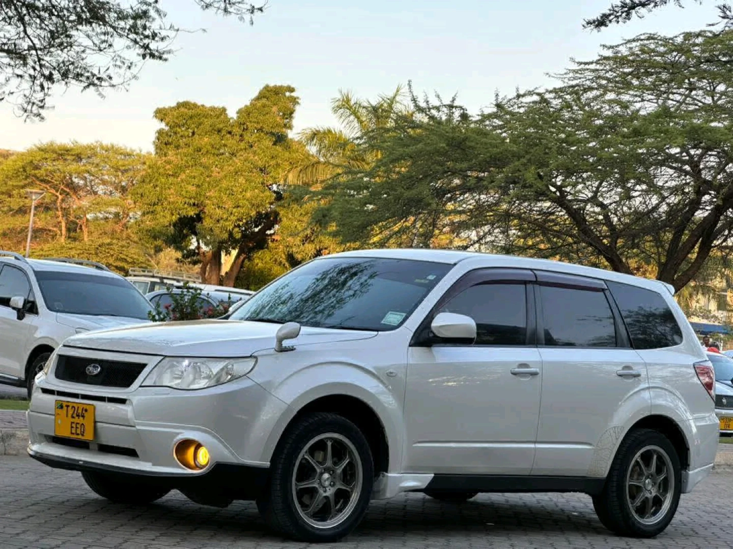 White 2009 Subaru Forester T244EEQ for Sale thumbnail 5