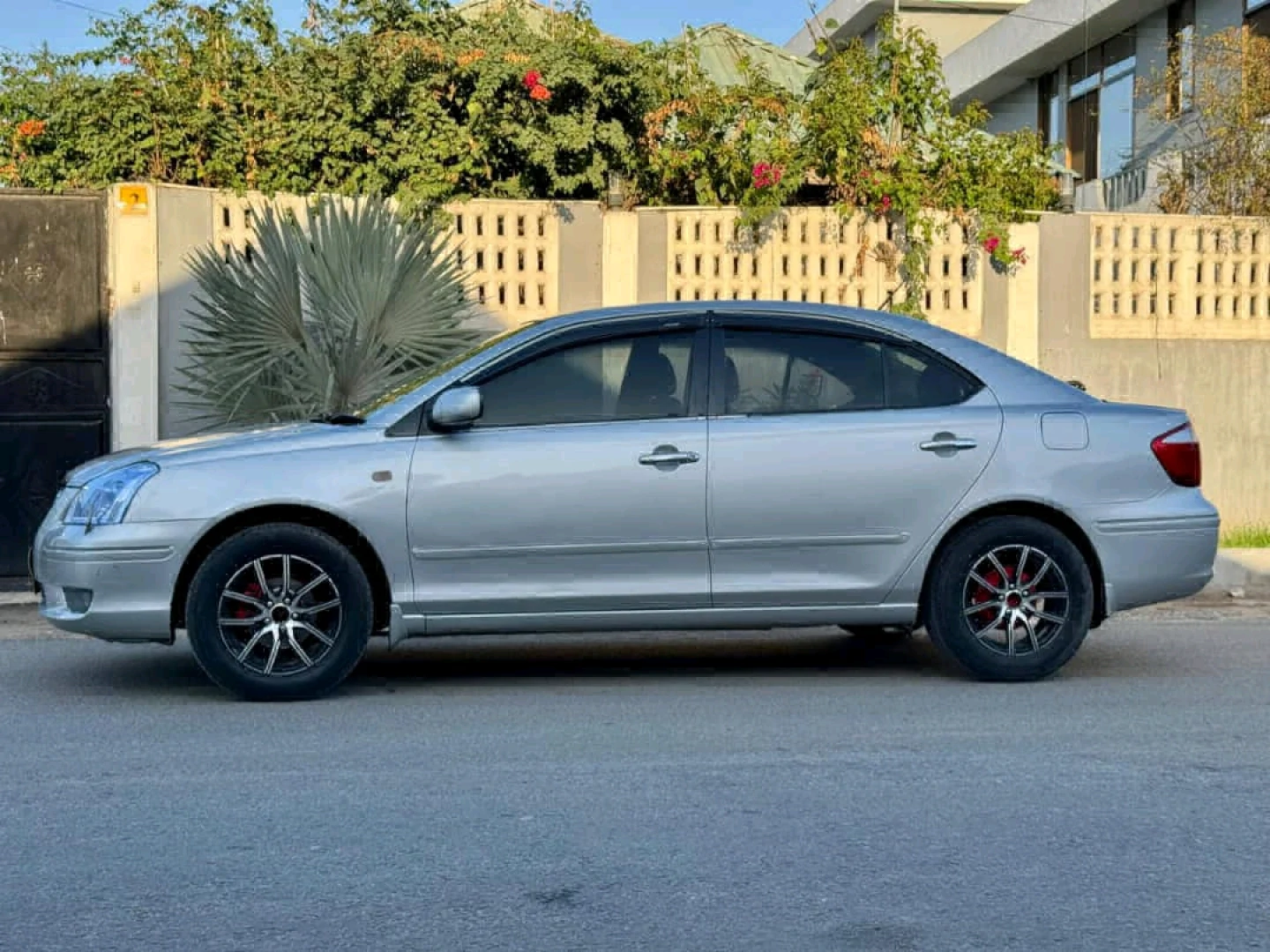 Silver 2004 Toyota Premio F Sedan (1490cc) thumbnail 6