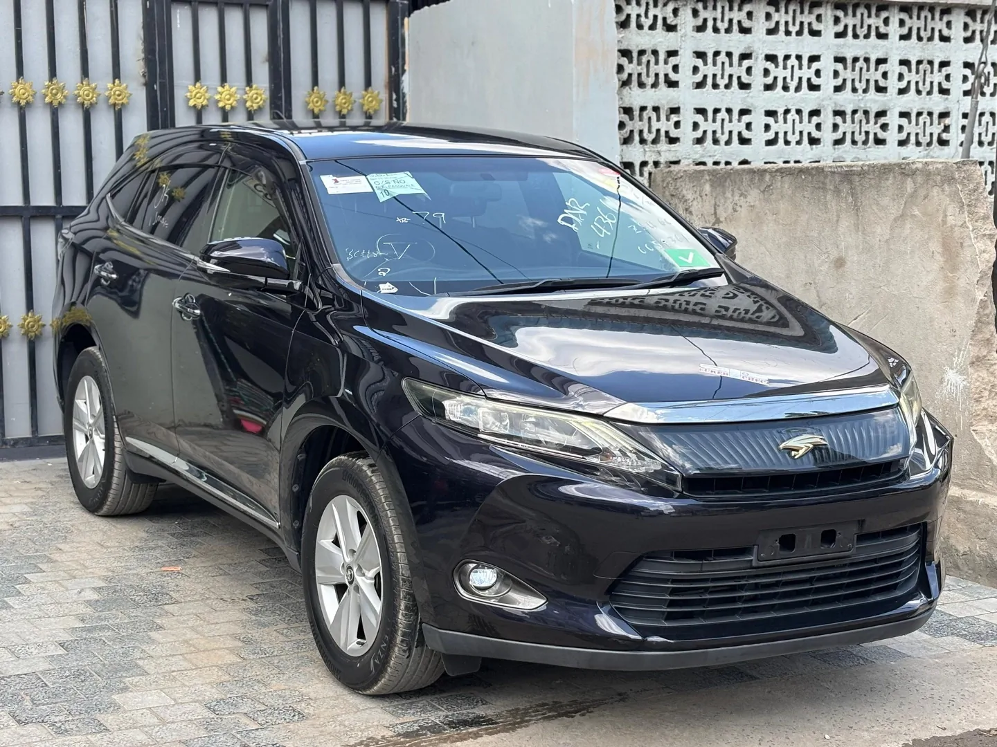 Toyota Harrier (Anaconda) 2015 Unregistered SUV thumbnail 2
