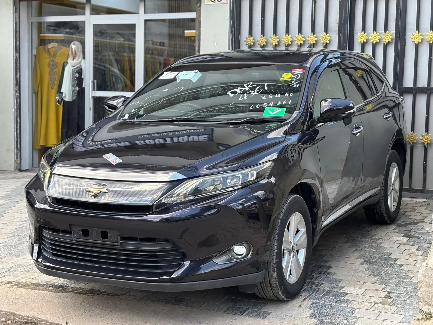 Toyota Harrier (Anaconda) 2015 Unregistered SUV thumbnail 3