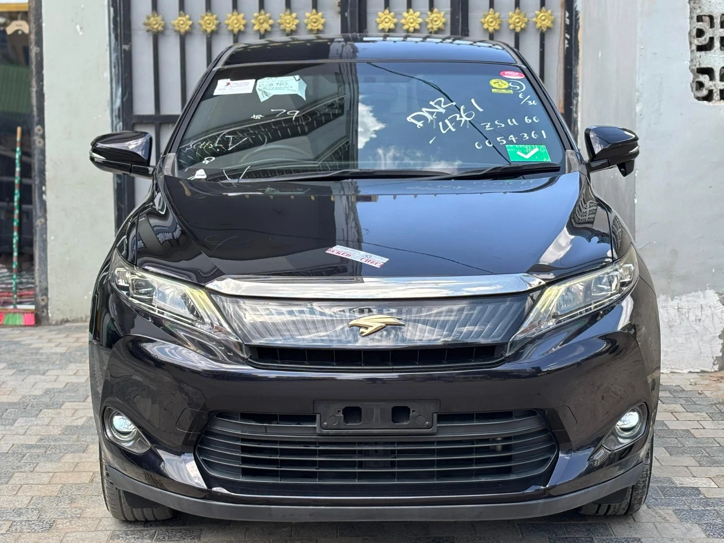 Toyota Harrier (Anaconda) 2015 Unregistered SUV thumbnail 4