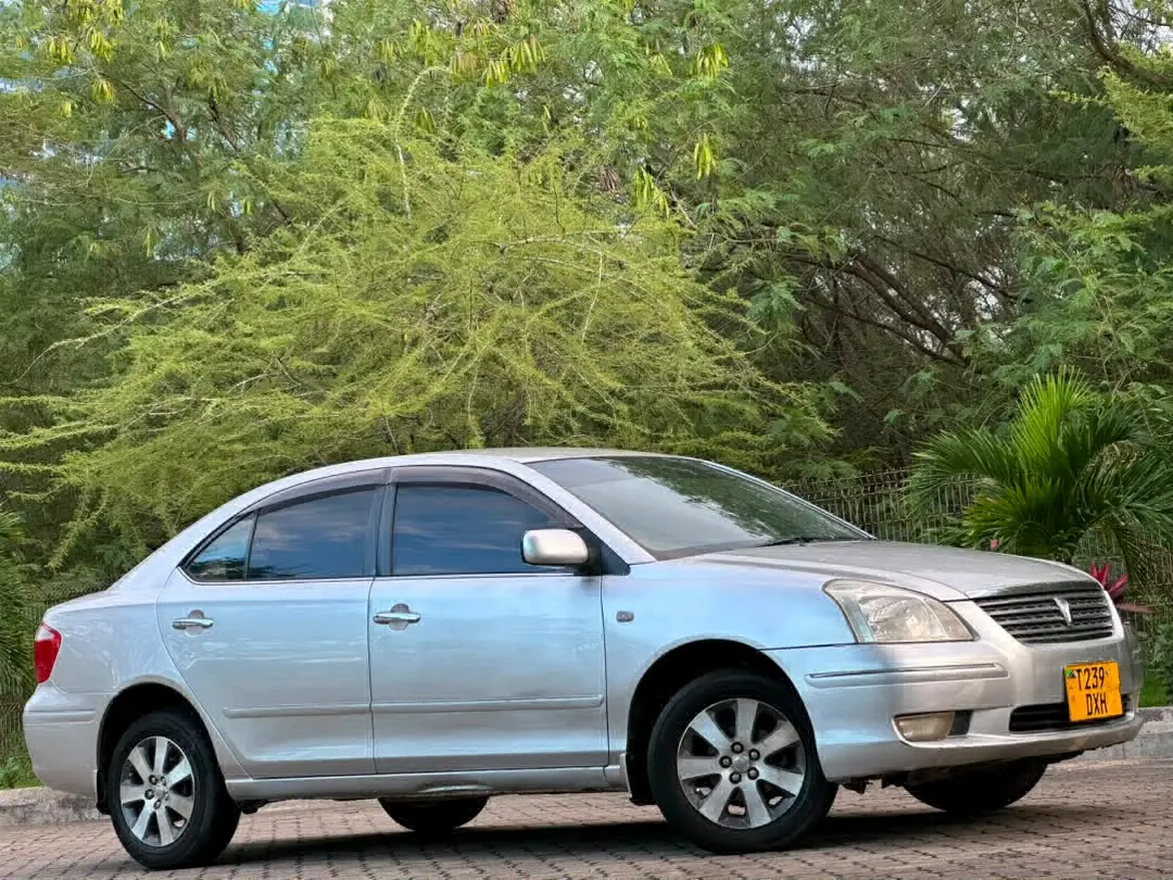 Toyota Premio 2004 thumbnail 3