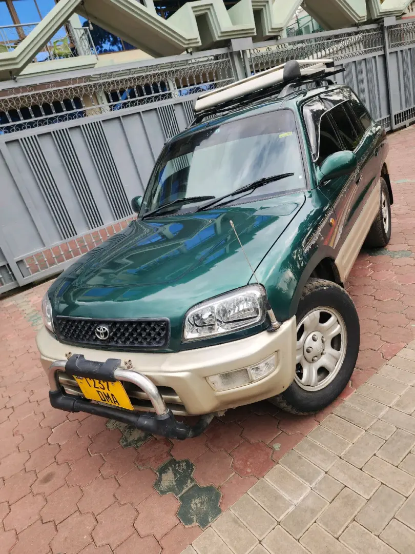 Toyota RAV4 Gari Mpya Arusha thumbnail 5
