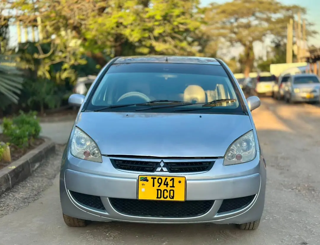 Mitsubishi Colt 2005