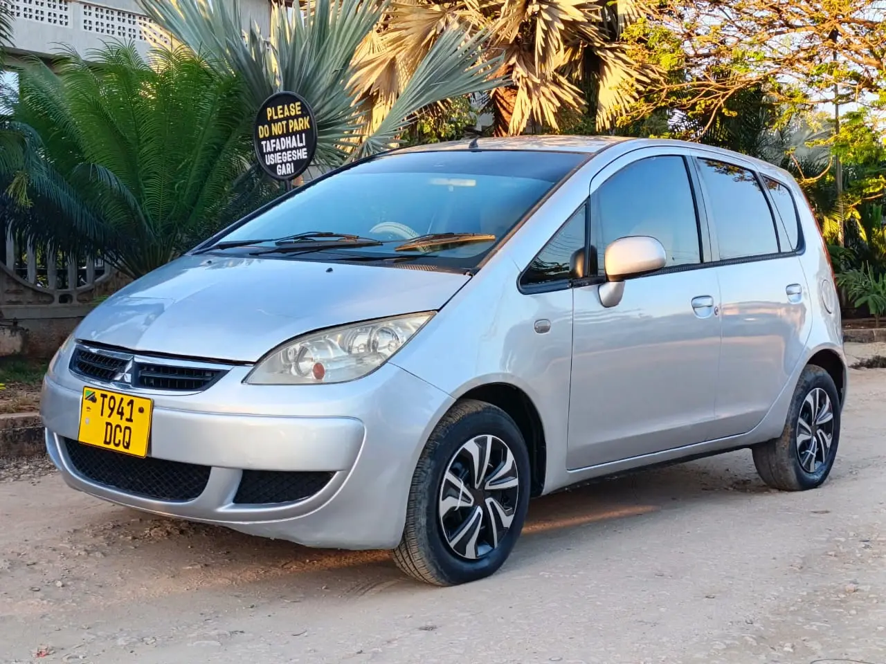 Mitsubishi Colt 2005 thumbnail 5