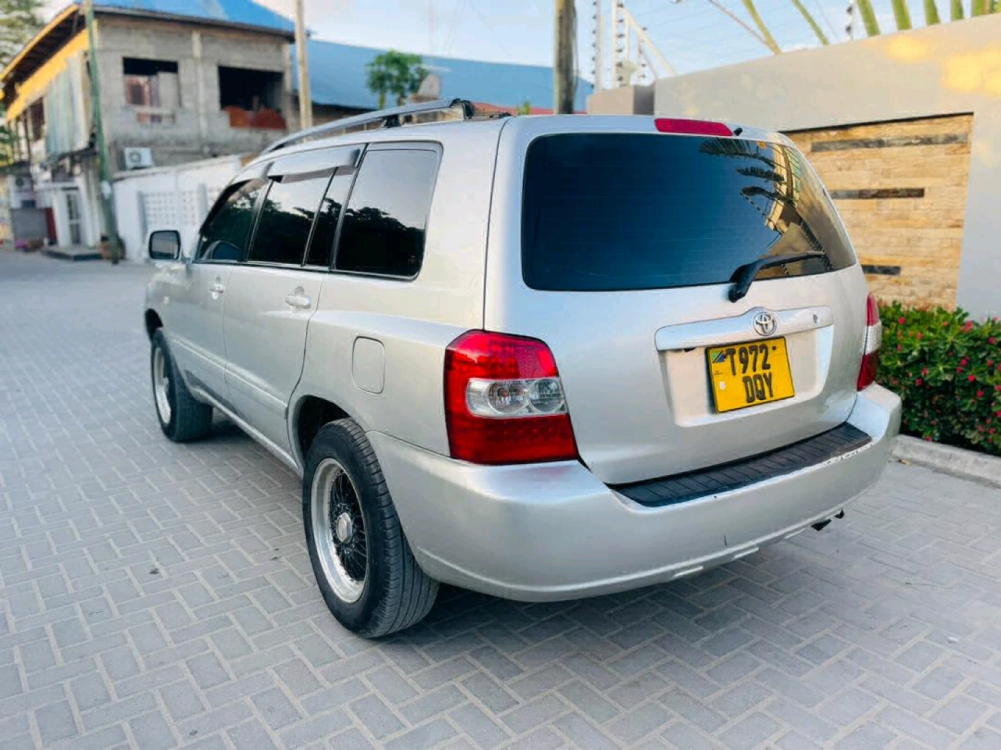 Toyota Kluger SUV 2006 Model thumbnail 5