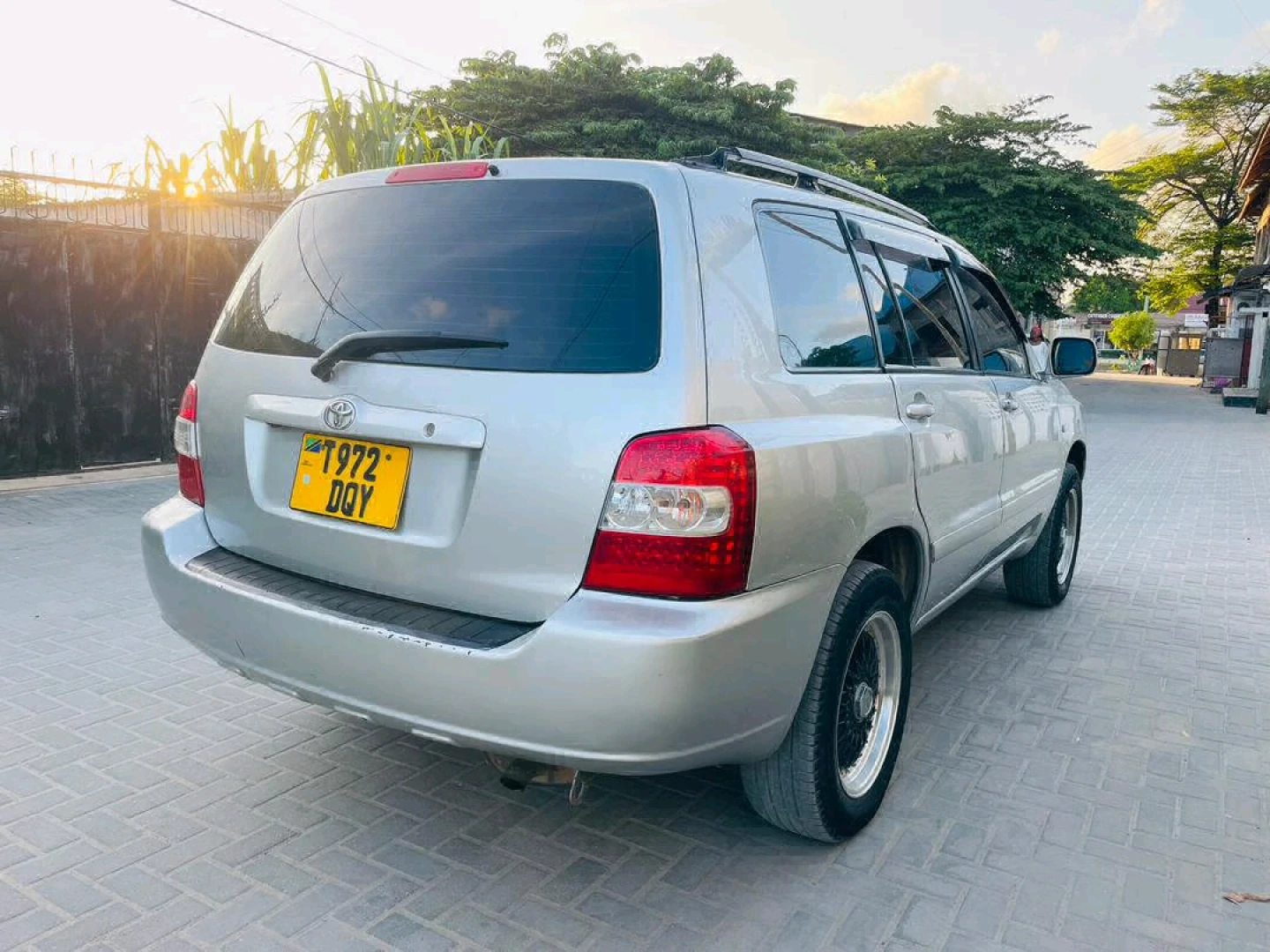 Toyota Kluger SUV 2006 Model thumbnail 8