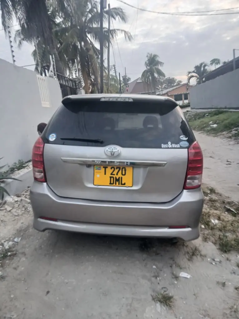 Toyota Wish DML thumbnail 5