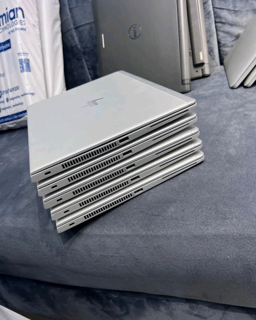 HP EliteBook 830 G5 i5 7th Gen Laptop 8GB RAM 256GB SSD thumbnail 2
