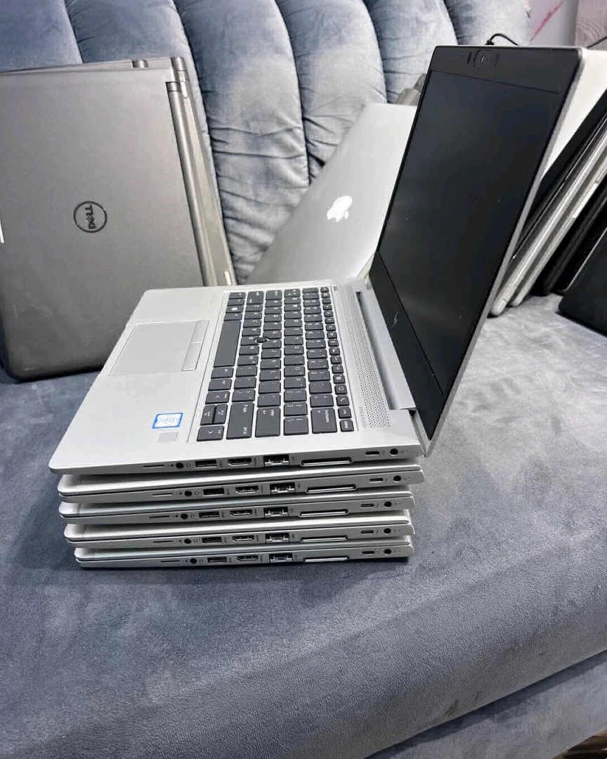 HP EliteBook 830 G5 i5 7th Gen Laptop 8GB RAM 256GB SSD thumbnail 6