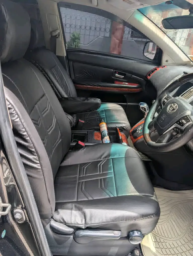 Toyota Harrier 240G 2004 thumbnail 8