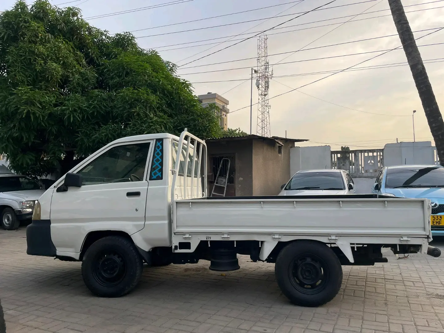 Toyota Town Ace Pickup Truck for Sale thumbnail 9