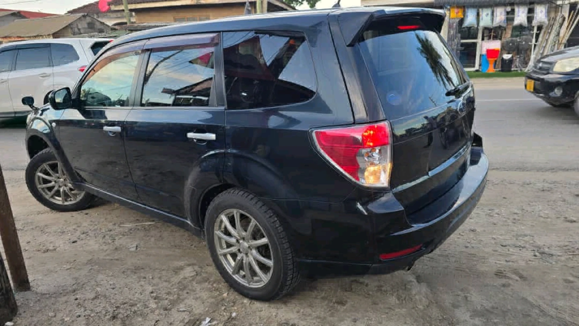 Subaru Forester XT SUV thumbnail 2