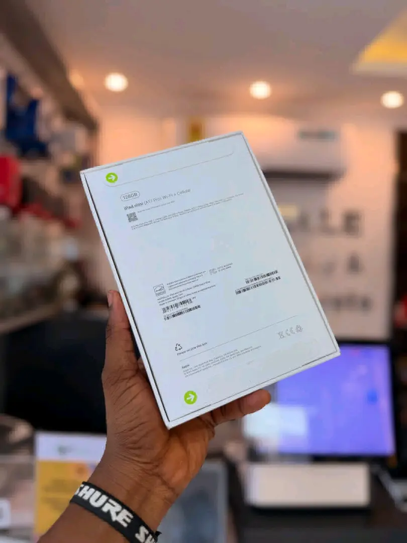 Apple iPad Mini 7 (2025 Model) Available thumbnail 3