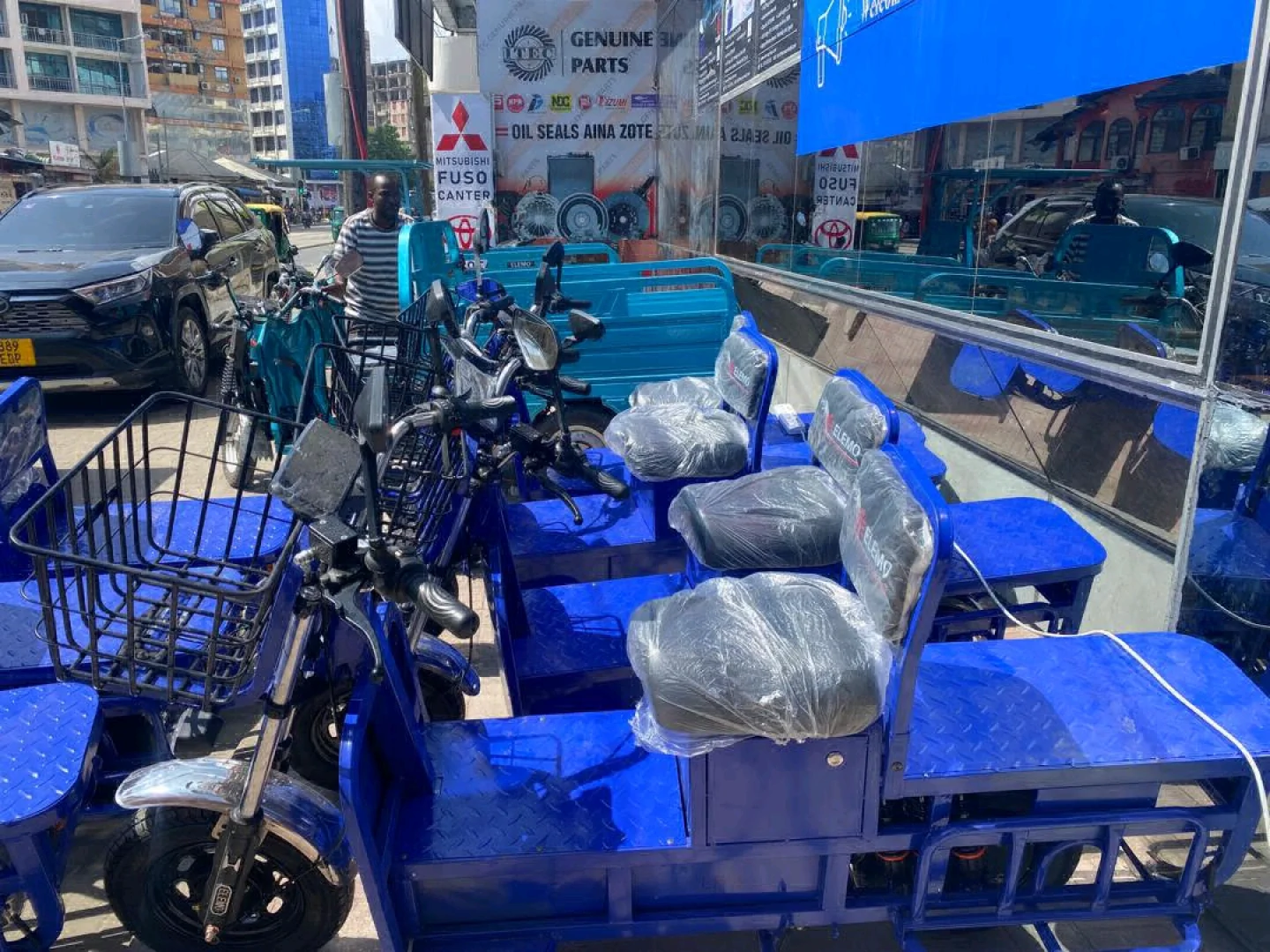 Elemo Electric Bike for Delivery and Cargo thumbnail 3