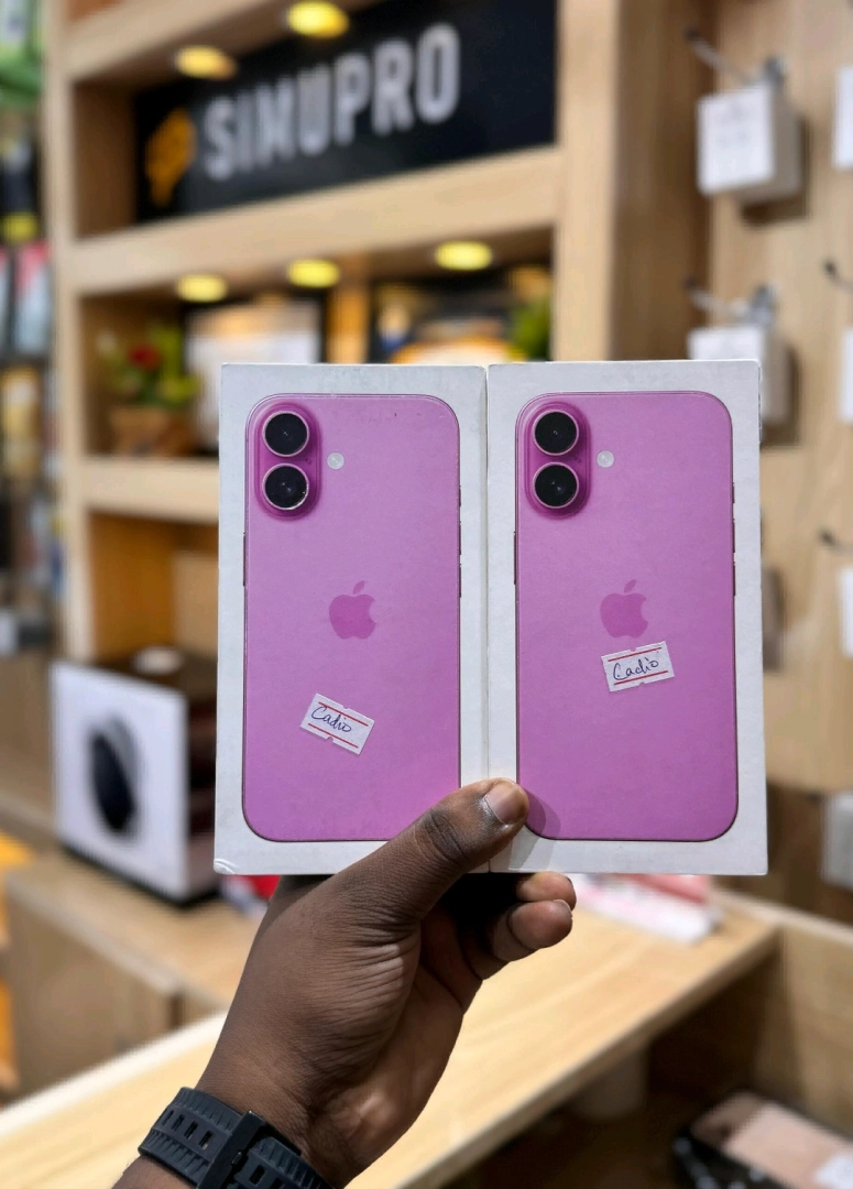 Apple iPhone 16 256GB Full Box + Accessories thumbnail 2