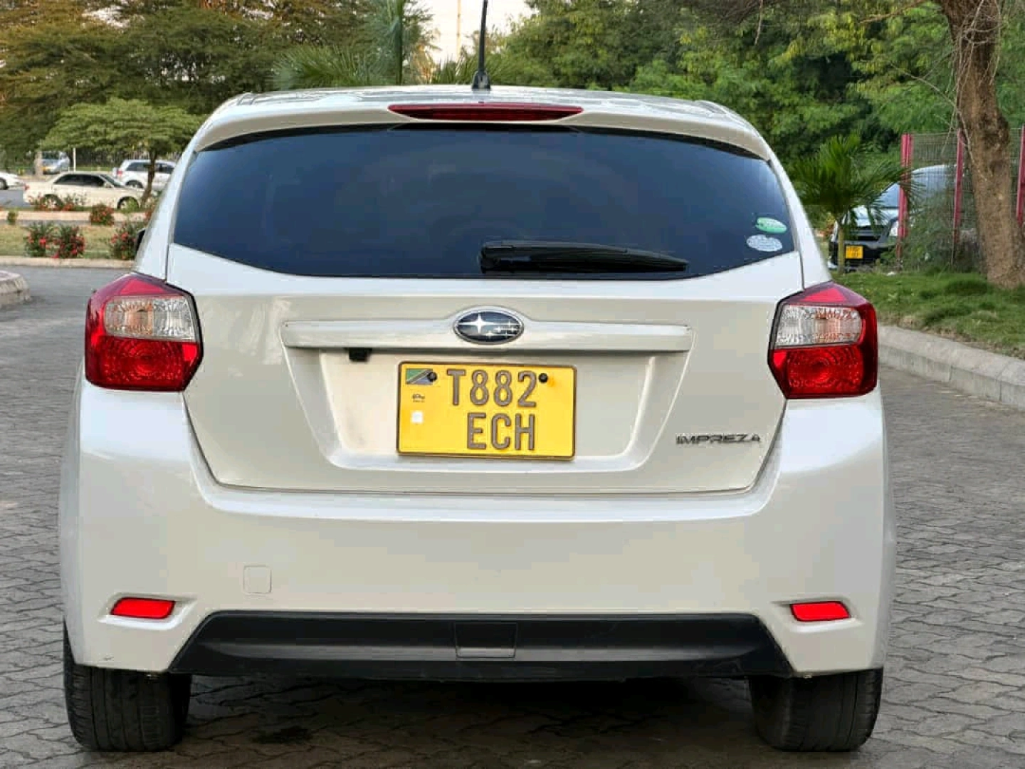 Subaru Impreza 2013 Pearl White for Sale DSM