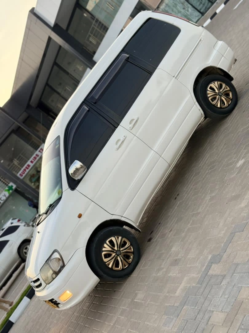Used Toyota Noah SR40 Minivan Full AC thumbnail 4
