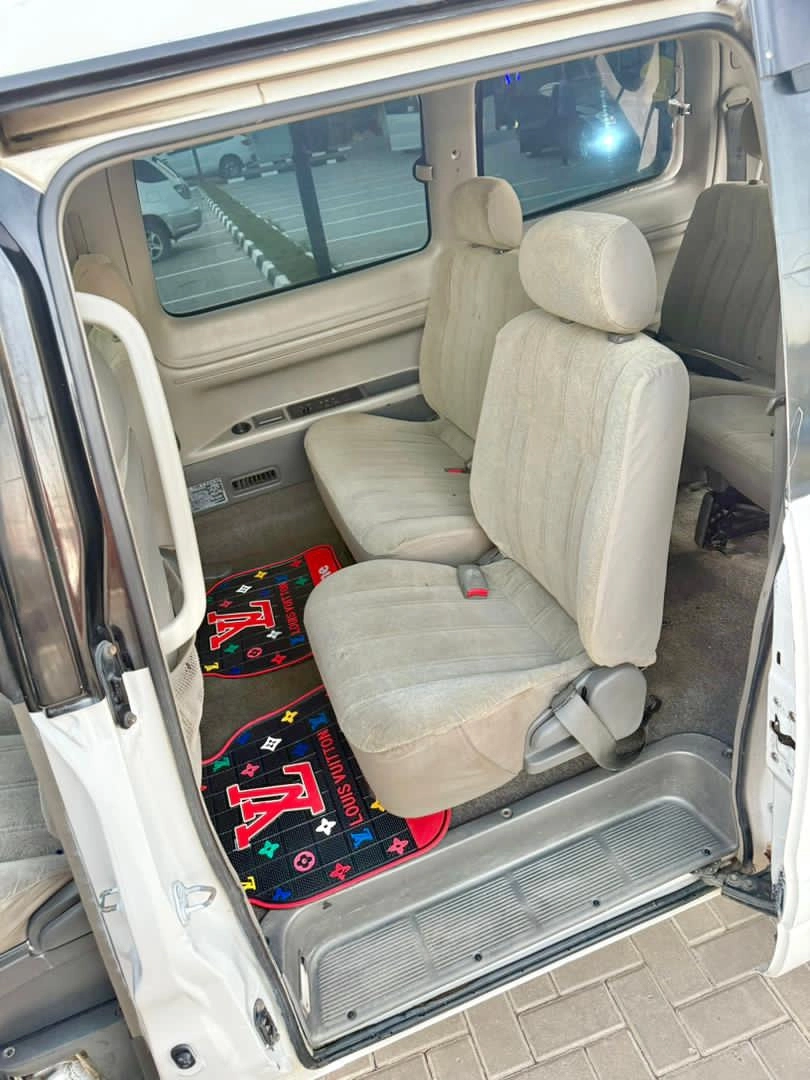 Used Toyota Noah SR40 Minivan Full AC thumbnail 6