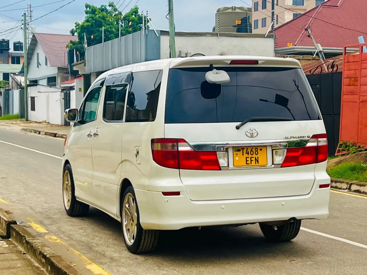 Toyota Alphard 2005 (EFN) thumbnail 3