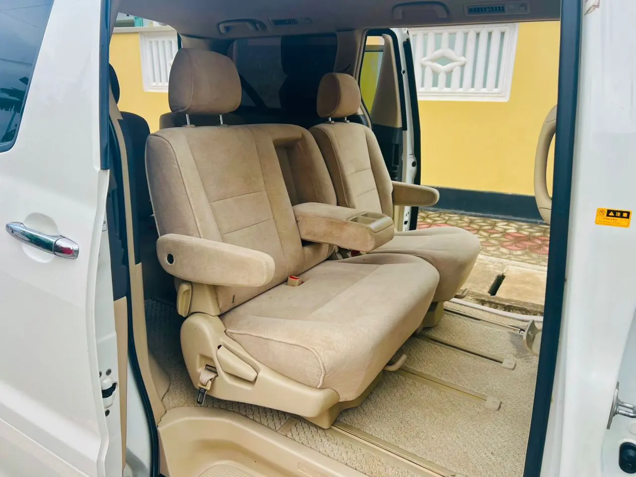 Toyota Alphard 2005 (EFN) thumbnail 5