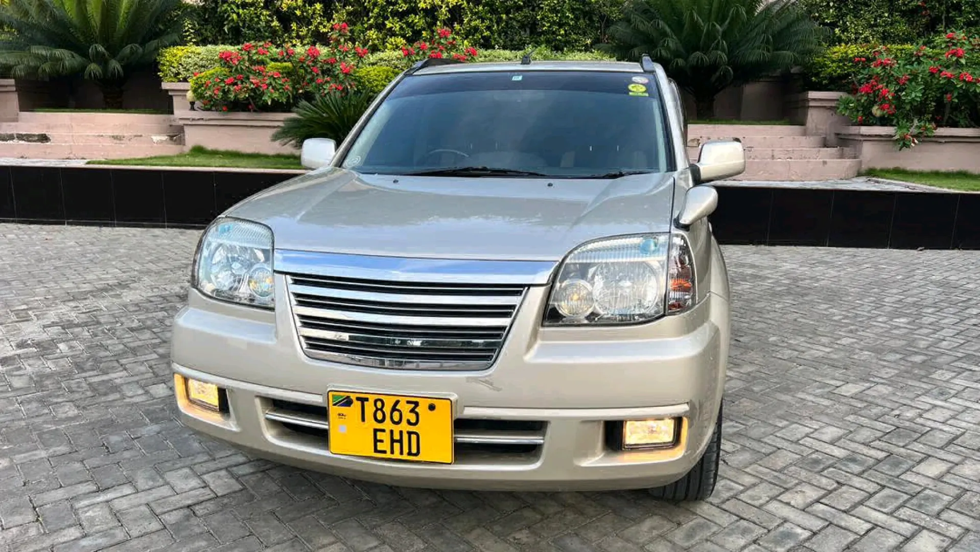 Nissan X-Trail SUV T 863 EHD