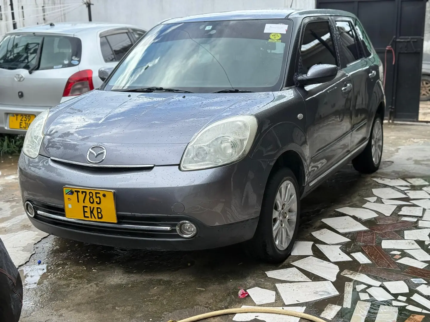 Mazda Verisa
